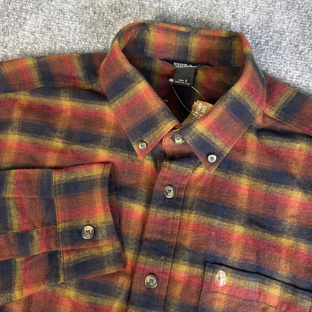 Eddie Bauer Field Flannel Pinecone Plaid Button Down Shirt Men's Small NWT